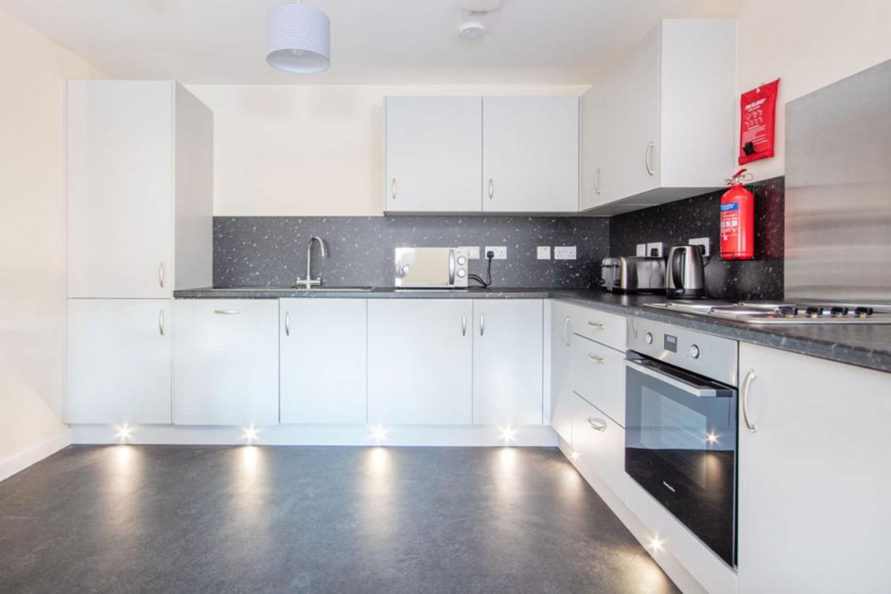 إينفيرنيس Ness River Apartments المظهر الخارجي الصورة